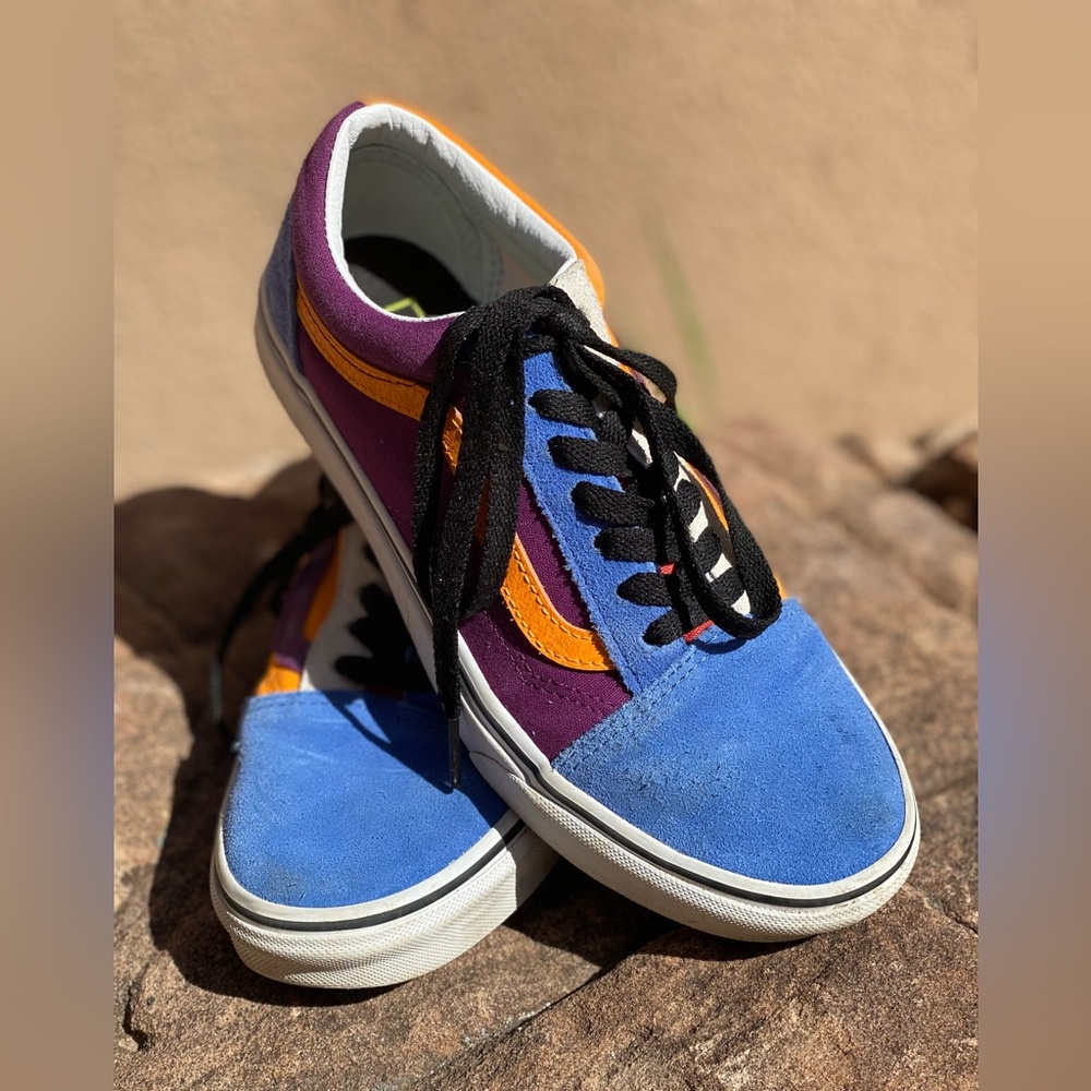 VANS Suede Old Skool, NEARLY NEW, Womens size 7